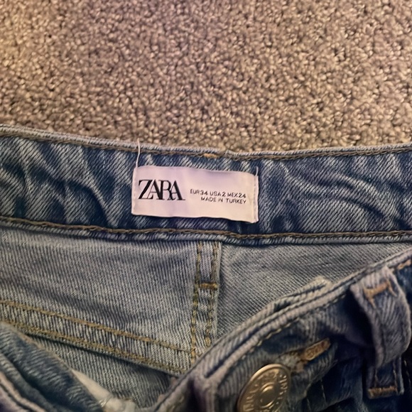 ZARA BLUE JEANS RARE - Picture 2 of 3
